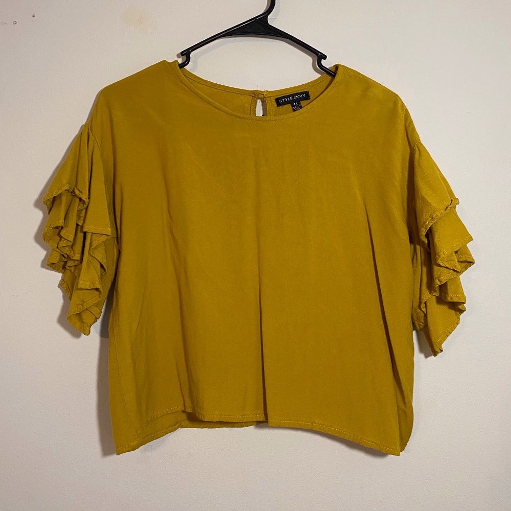 Style Envy yellow top